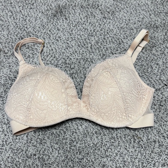 PUSH UP BRA by Lively Womens The Lace T-Shirt Bra 32D Contoured Wireless - Picture 1 of 11